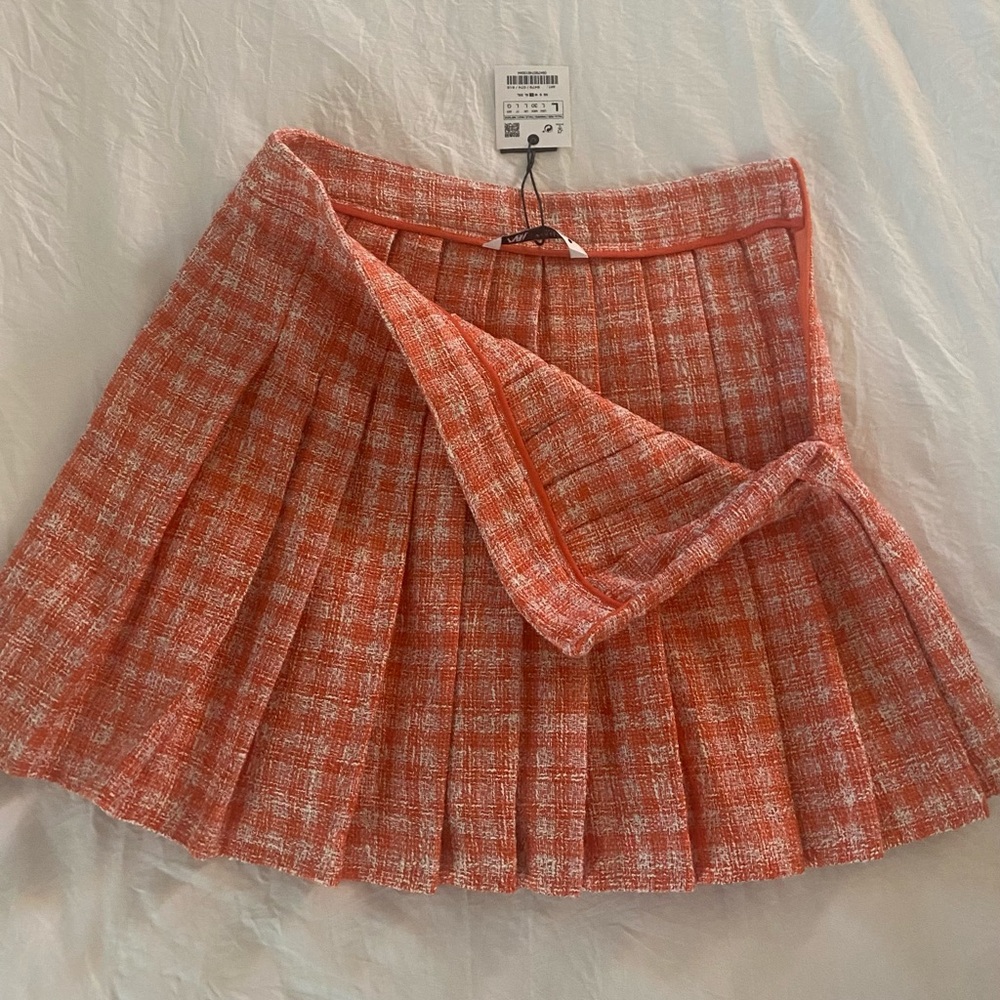 Zara Coral-White Tweed Pleated Mini Skirt